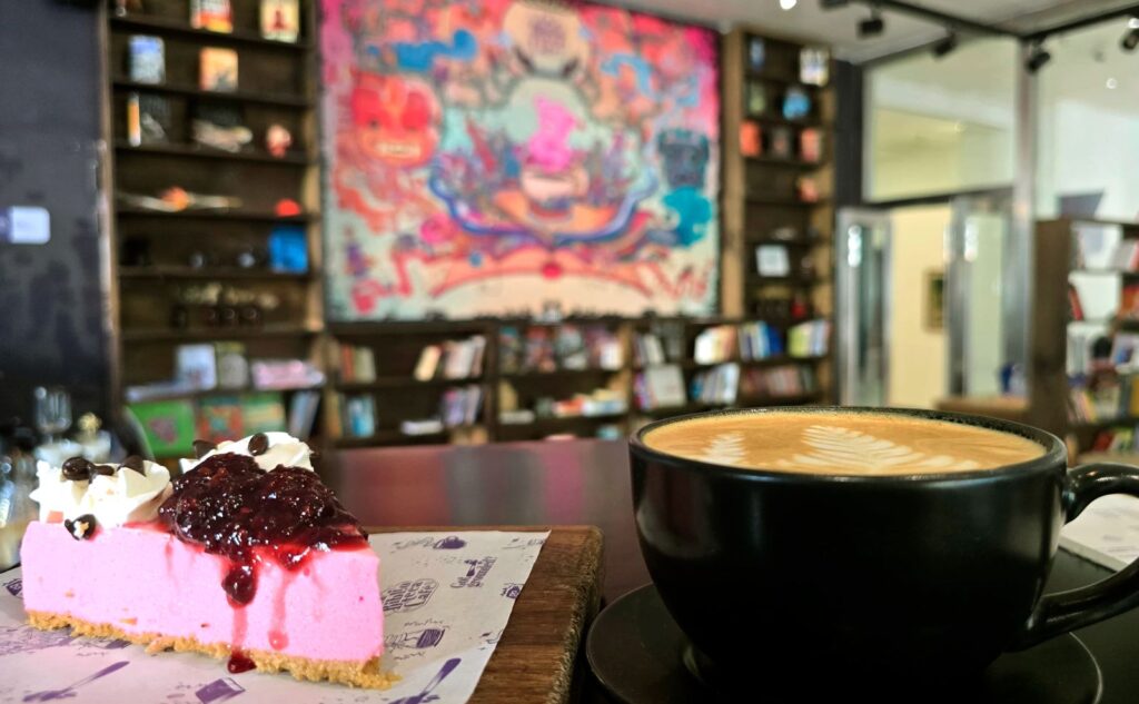 Biblioteca Café